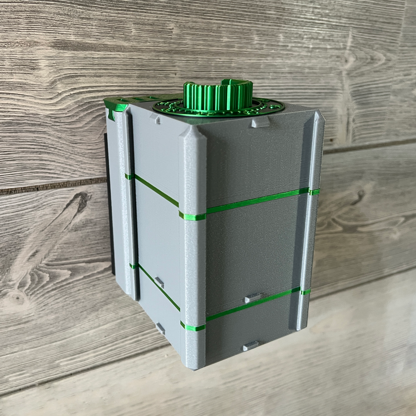 MetaMorph MOD Wall mount for the GEARXYZ Deck Box